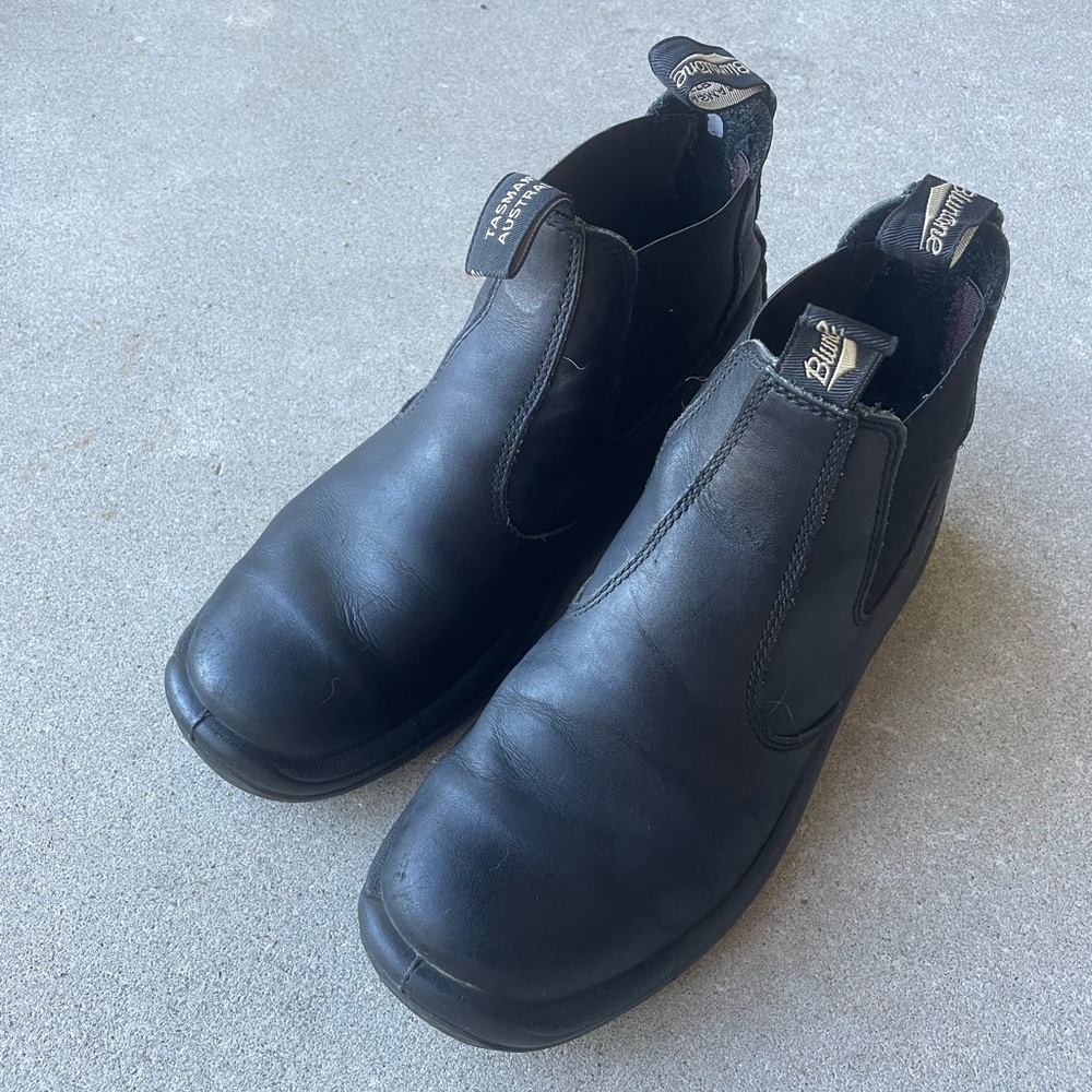Blundstone 473 work boot size 9 black